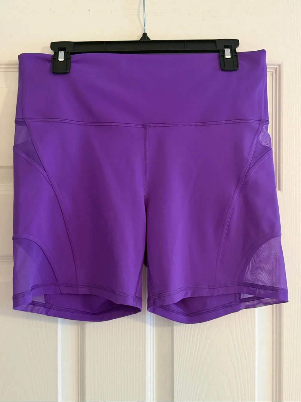 Lululemon Purple Women’s Wunder Train Mesh Panel High-Rise Athletic Shorts